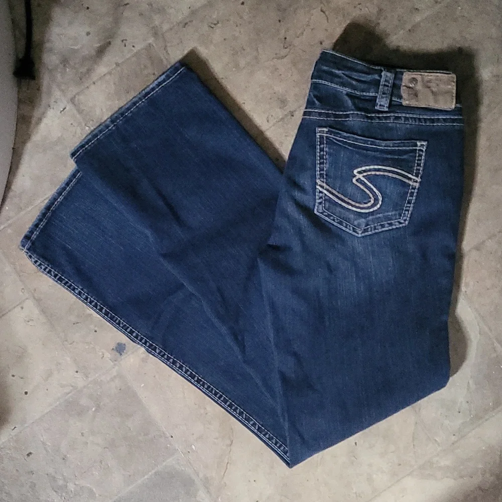 Jeans - Picture 1 of 4